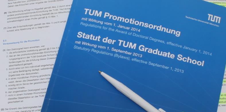 TUM-Modell der Promotion Verpflichtend Betreuungsvereinbarung Betreuer-Teams/Mentor Auftaktseminar Fachliche Qualifizierung (6 SWS) Publikationen: Buchkapitel / Zeitschriftenartikel / Konfernzpapers,