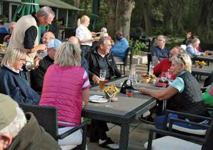 Sechsmal während der Golfsaison treten sie an zum Ritzenhoff- Monatsturnier, die Aktiven des Lippstädter Golfclubs.
