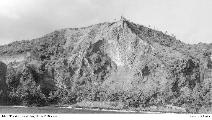 Reisen Auf den Spuren der Bounty Christine Holm Im Rahmen einer Schiffsreise durch die Südsee besuchte ich Tahiti und besichtigte dort das Wohnhaus von Norman Hall, der1932 zusammen mit Charles