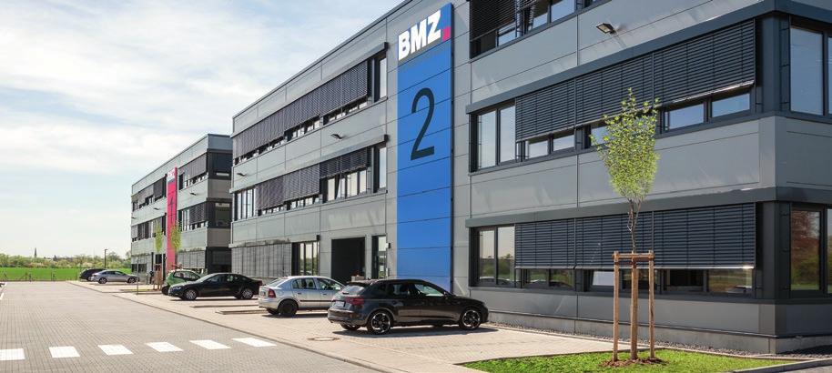 BMZ verfügt über mehr als 20-jährige Erfahrung, über 2.000 Kunden und realisiert rund 250 neue Projekte pro Jahr. Mitarbeiterzahl In Deutschland 800 weltweit 2.300 Homepage http://www.bmz-group.
