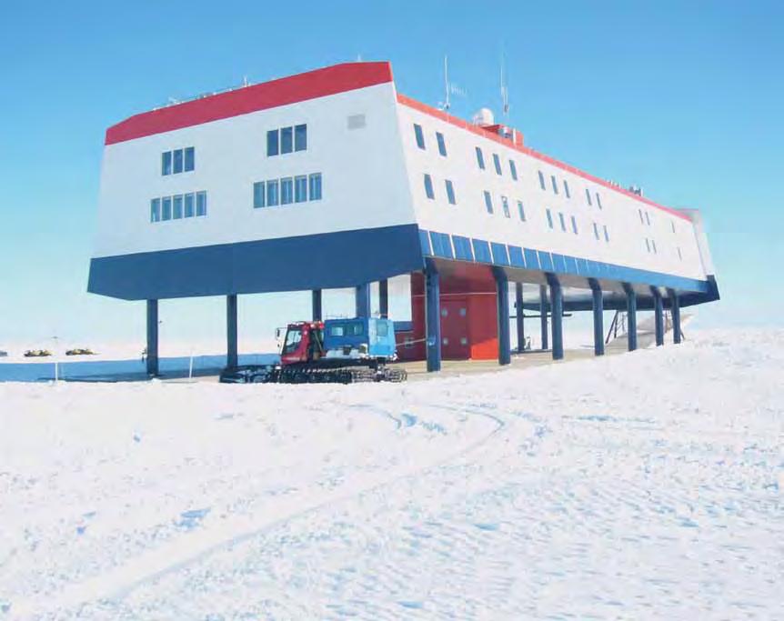 27 FORSCHUNG UND ENTWICKLUNG Gegen arktische Kälte DURCHBRUCH IN DER DICHTUNGSTECHNIK In den letzten Jahren war KAEFER am Bau von zwei Forschungsstationen in der Antarktis beteiligt der deutschen
