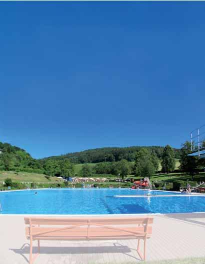 Spessartbad Mönchberg... schwimmen, Spaß haben, toll erholen, einfach pures Freizeitvergnügen! Wir laden Sie ein, unser beheiztes Freibad im Luftkurort Mönchberg zu besuchen.