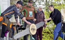 Wettkampfserie im Sportholzfällen, das seine Wurzeln in Kanada,