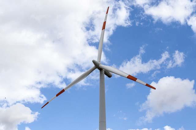 Windkraftausbau schreitet zügig voran Bis Ende 2015 werden 600 Windräder in Niederösterreich genug Ökostrom für mehr als 735.