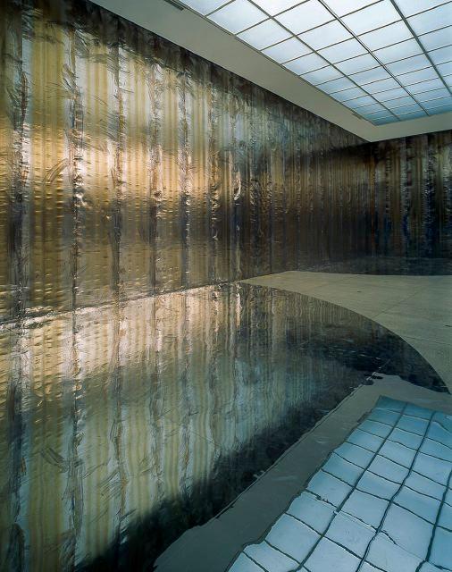 Secession, Wien, Ausstellung Gegensatzpaare von Eva Schlegel, Architektur von Joseph Maria Olbrich, 2005