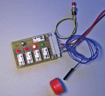 Die Schaltung (Bild 2): Um auch demjenigen Modellbauer, der mit der Elektrotechnik nicht so vertraut ist, die Funktion zu erläutern, habe ich die Schaltung auf einer Platine mit LEDs parallel zu