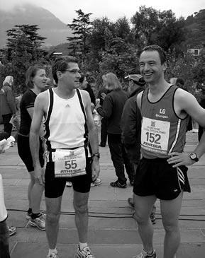 Laufen + Walking Turnverein 1848 Erlangen Ideale Laufbedingungen in Meran Der Südtirol-Marathon 2010 Wie in jedem Jahr standen auch 2010 zwei große Laufevents auf dem Programm der Laufabteilung des
