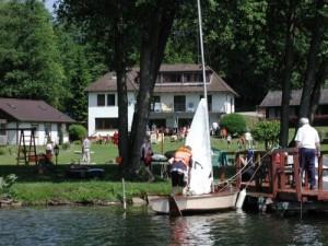 KINDERBIBELWOCHE Alter 6 12 Jahre Vom 16. bis 20. Juli 2018 fahren wir nach Ratzeburg. Wir wohnen direkt am Ostufer des Ratzeburger Sees.