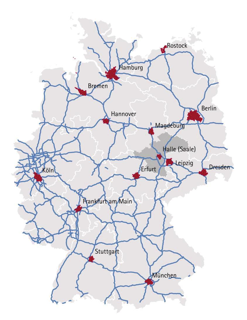 DER IHK-BEZIRK HALLE-DESSAU liegt im Süden Sachsen-Anhalts und grenzt an den: IHK-Bezirk Magdeburg im Nord-Westen IHK-Bezirk Potsdam im Nord-Osten