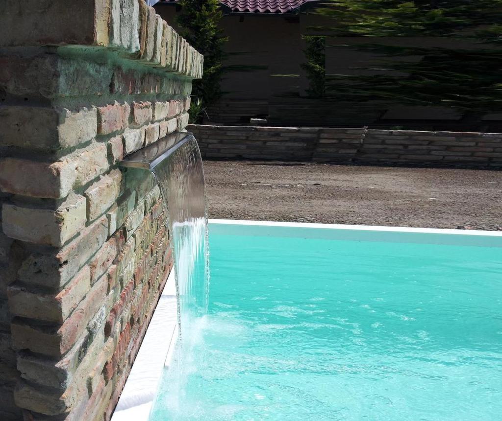 9 9. Pool & Garten Attraktionen das neue Schwimmbecken mit