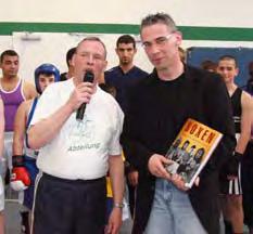 Boxen Uwe Heidmann 25 Jahre bei den TURA-Boxern Uwe Heidmann feiert in diesem Jahr seine 25-jährige Mitgliedschaft bei TURA.