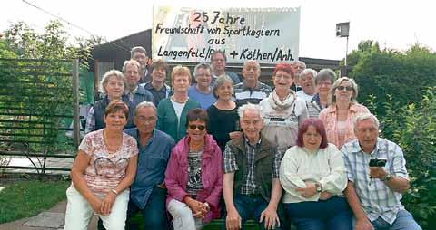 Nr. 6/2017 vom 30.06.2017-23 - Kegler aus Köthen und Langenfeld pflegen Städtepartnerschaft Die Sportkegler vom einstigen Köthener Sportklub e. V.