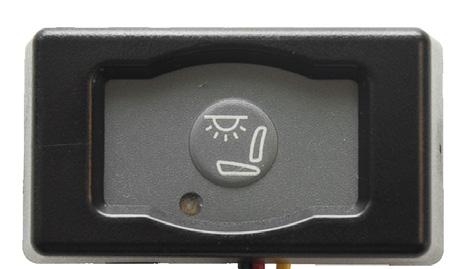 SCHALTERKONSOLEN Schalterkonsolen mit LED-Beleuchtung sind in verschiedenen Konfigurationen erhältlich, u. a.