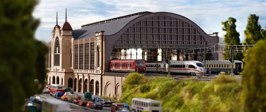 Der Bahnhof Hamburg-Dammtor wurde 1901-1903 erbaut. Der Regierungs- und Baurat Schwartz und der Archtitekt Rüdell entwarfen die vollkommen symmetrische Halle.