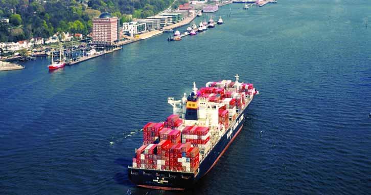 Ruhe vor dem (Container-) Sturm: Mit der Ankunft der Container in den Seehäfen wie hier in Hamburg beginnen im Prinzip die Kapazitätsprobleme.