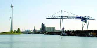 In den großen Seehäfen Hamburg, Amsterdam und Rotterdam hat sich der Containerumschlag in den letzten zehn Jahren verdoppelt, in Bremerhaven sogar fast verdreifacht.