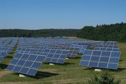 Solarenergie-Nutzung Solarpark Gut Erlasee: derzeit weltgrößte PV-Anlage Solarstrom aus 1.