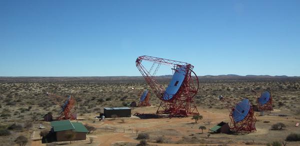 S. Teleskope in Namibia (PI: W.