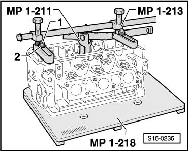 Montagevorrichtung für Ventile -MP1-21 (206)- anschrauben. Dazu Zylinderkopfdeckelschrauben (M7) -1- immer mit 4 Scheiben M8-2- verwenden.