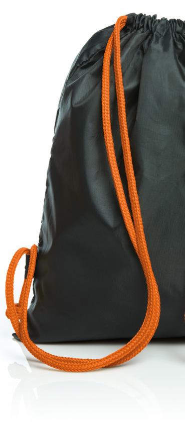 210d Maße (cm): B 33 x H 42 VE (Stück): 100 leichter Rucksack; schwarzes Hauptfach mit farbigem Kordelzug Werbefläche (cm, Siebdruck): auf der Front B 18 x H