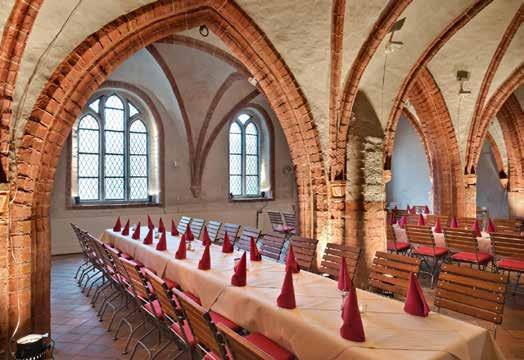 Die ehemals klösterlichen Speisesäle Winter- und Sommerrefektorium, der verglaste Kreuzgang und der Innenhof Friedgarten eignen sich für verschiedene Veranstaltungsformate: