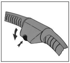16 Verstellen der Fußstütze: Die Fußstütze kann durch Bewegen des Verstellmechanismus an der Unterseite der Fußstütze in