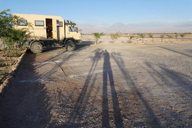 Übernachtungen Bolivien / Chile Dez. 2016 Seite 9 21.12.2016 Valle de la luna Parkplatz S 22,93489 W 68,23277 Höhe: 2430m Großer Parkplatz vor dem Parkeingang. Keinerlei Ausstattung.