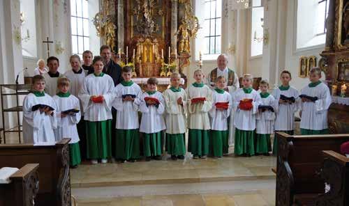 12 neue Ministranten in Vagen / Mittenkirchen eingeführt Eine große Freude gab es beim Sonntagsgottesdienst am 2.