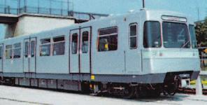 U-BAHN-TRIEBWAGEN Hersteller: SGP-VERKEHRSTECHNIK 506 Einzeltriebwagen sind auf den U-Bahn-Linien U1, U2, U3 und U4 im Einsatz (98 Sitzplätze, 182