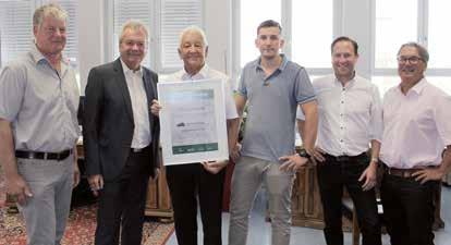 Wirtschaft Unternehmen in Raaba-Grambach erhalten begehrte Auszeichnung Mit rund 400 ortsansässigen Unternehmen stellt die Marktgemeinde Raaba-Grambach einen der bedeutendsten und erfolgreichsten