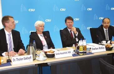 Gerda Hasselfeldt im Gespräch mit dem KPV-Landesvorstand und Hauptausschuss in München deutlich.