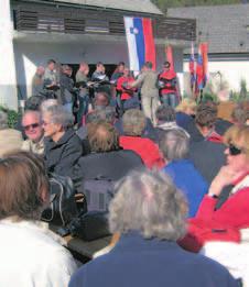 Žirovske novice Pogled z drugega zornega kota V septembrski Ločanki je župan g.