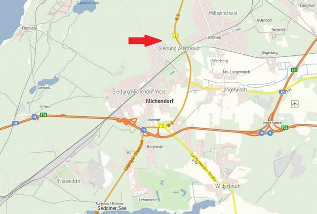 Verkehrsanbindung Michendorf liegt verkehrsgünstig an der Bundesstraße 2 zwischen der Landeshauptstadt Potsdam und Beelitz. Zur Auffahrt auf die Bundesautobahn A 10 sind es ca. 4 km.