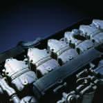 Zuverlässiger Liebherr-Fahrantrieb Weniger Komponenten Bedarfsgesteuerte Kühlung Intelligente Lösung Der Liebherr-Fahrantrieb beinhaltet eine selbstheende hydraulische Bremse, sodass die zusätzlichen
