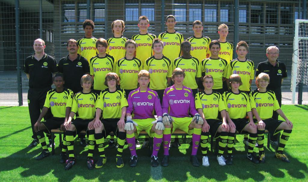 Borussia Dortmund Der BVB ist bereits seit Jahren für die sehr gute und langfristig angelegte Jugendarbeit bekannt.
