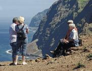 Madeira kann wunderbar bei verschiedenen Ganztages- oder Halbtagesausflügen entdeckt werden.