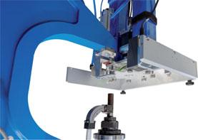 RIVSET Automation H Module Tool Setzwerkzeug n Optimierte Setzwerkzeuggröße bei Minimierung des Gewichtes n Setzkraftstufen 50 kn, 60 kn und 78 kn n Ausladungen des C-Rahmens bis 600 mm als
