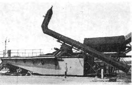 Die»Windkanone«Eine Stuttgarter Firma hat während des Krieges eine»kanone«entwickelt, die einen Strahl komprimierter Luft gegen ein Luftziel schleudern sollte.
