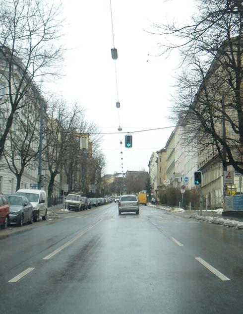 Unfalltypen bei Motorradunfällen im urbanen Bereich 68 Abb. 3-51: Johnstraße Blickrichtung Norden Abb.