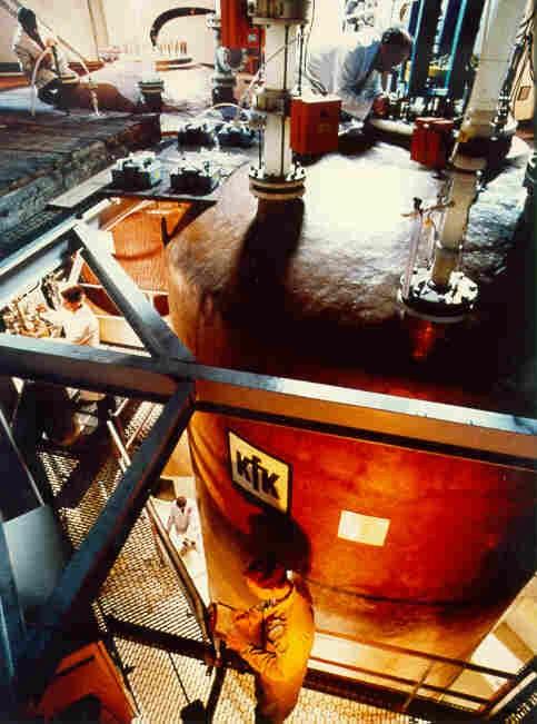 Bisherige Nachweisversuche Gallex und GNO GALLium EXperiment und Gallium Neutrino Observatory Messungen: 1991-1997