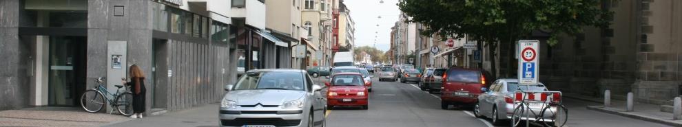 Situation in Basel Situation der Basler Strassen und Platzverhältnisse Siedlungsorientierte Quartiersammelstrassen sind auch Tramachsen mit sehr guter Auslastung Platzverhältnisse in gewachsener