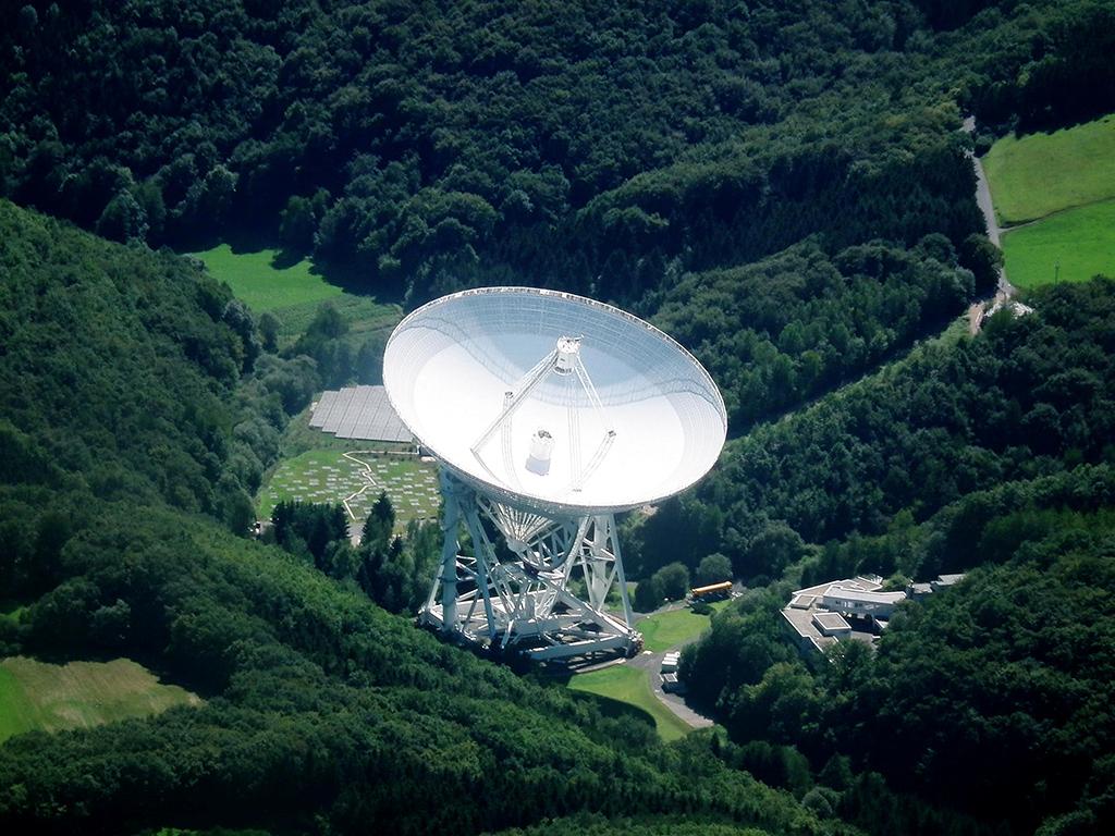 Effelsberg / RadioAstron Verlängerung der Baseline durch Satelliten