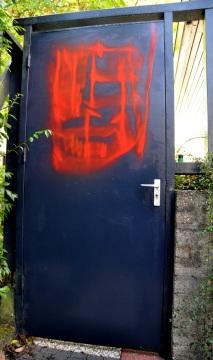 LIKAPAL Oberflächenschutz Antigraffiti-Langzeitschutz mit Selbstreinigungseffekt Fassaden