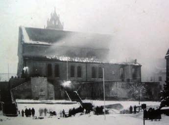 Text / Foto: Kindergarten Reute Reute-Gaisbeuren Gestern vor 60 Jahren eilte der Schreckensruf durch Reute: Die Kirche brennt! Am 25.