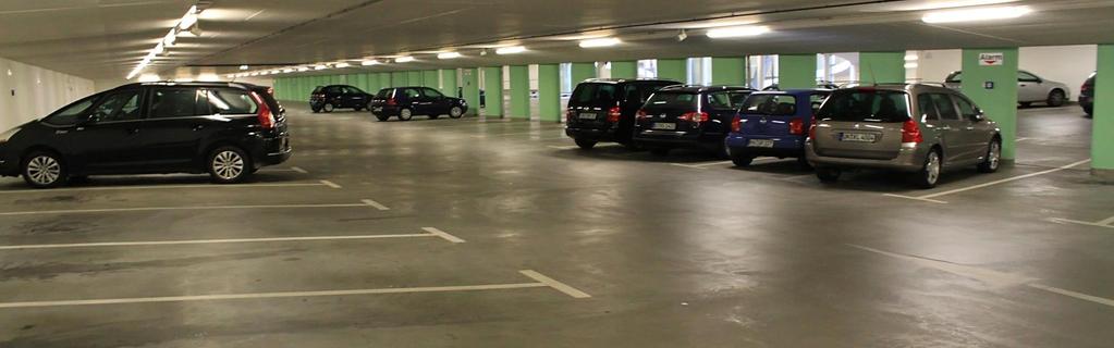 Ausgewählte Beispiele aus Parkhaustests Stützenfreiheit Entscheidend für die Qualität der Fahrgeometrie einer Parkebene ist die Positionierung und die Anzahl der Stützen auf einer Parkebene.