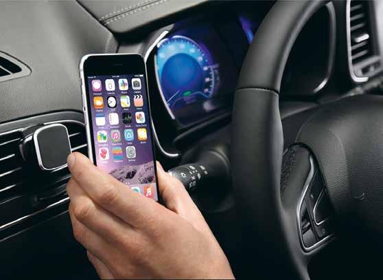 02 Mobile Smartphone- Halterung an der Lüftung magnetisch Nutzen Sie Ihr Smartphone auch während der Fahrt bei voller Sicherheit.