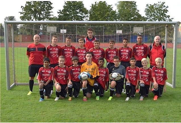 Cluborgan FC Rot Schwarz Seite 23 Junioren C b Mit einer fast neuen Mannschaft sind wir nach sehr kurzer Vorbereitung in die neue Saison gestartet.