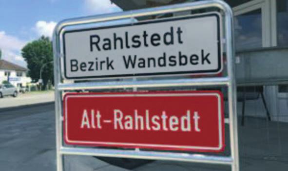 Aus der Landgemeinde von 1927 entstand der neue Stadtteil Rahlstedt, heute mit 88.865 Einwohnern (Stand Ende 2015) der mit Abstand größte Hamburger Stadtteil.