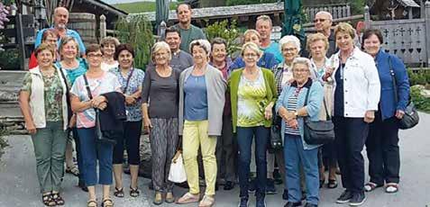 Ebersdorfer Ausgabe 3/2017 27 Vereine Seniorenbund Ebersdorf Die Senioren besuchten bei ihrem Ausflug den Betrieb Felber