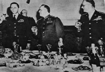 Januar 1945 in einem Festakt die Befreiung von Ausschwitz durch die Rote Armee. Desgleichen die Feier in Slonk (Sonnenburg), der heutigen Partnerstadt von Müllrose.